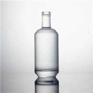 750 মিলি স্পিরিট লিকার গ্লাস বোতল